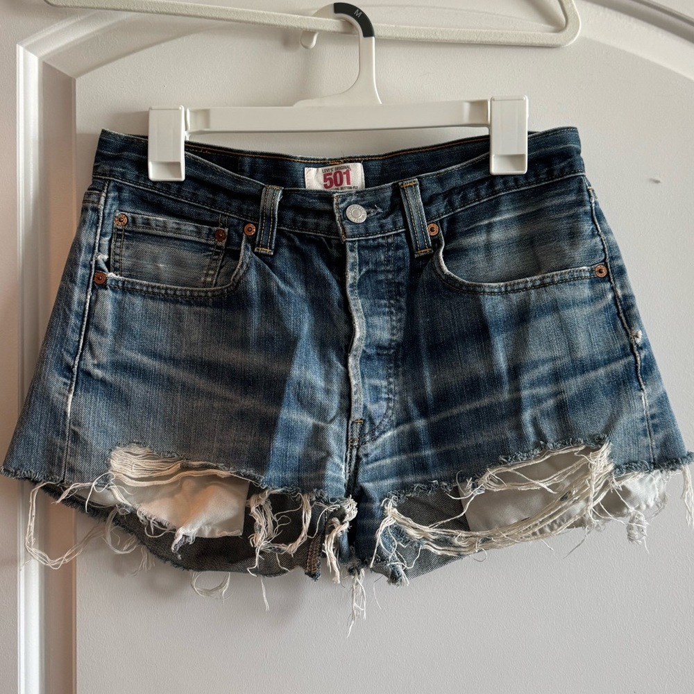 Levi’s Original 501 Straight Leg Button-Fly Cut-Off Shorts
